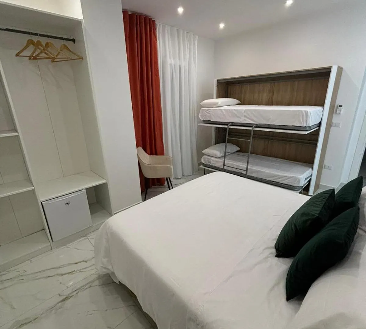 Bed & Breakfast Savior Deluxe Rooms Naples Italy