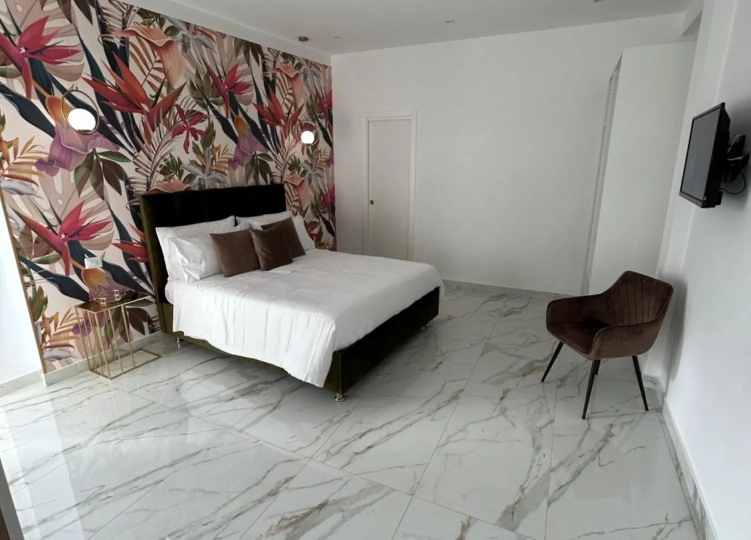Savior Deluxe Rooms Naples Italy