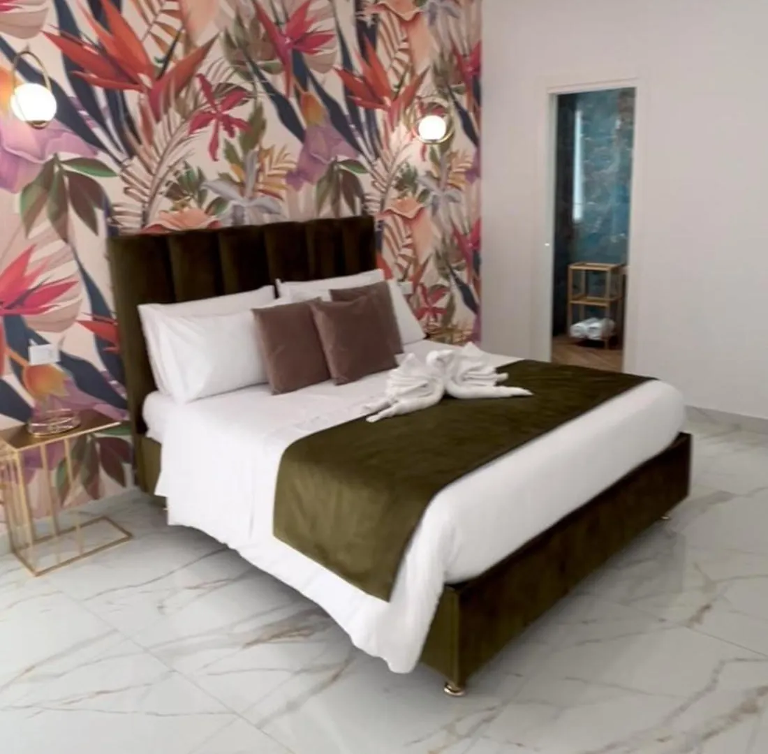 Savior Deluxe Rooms Naples 0*,  Italy