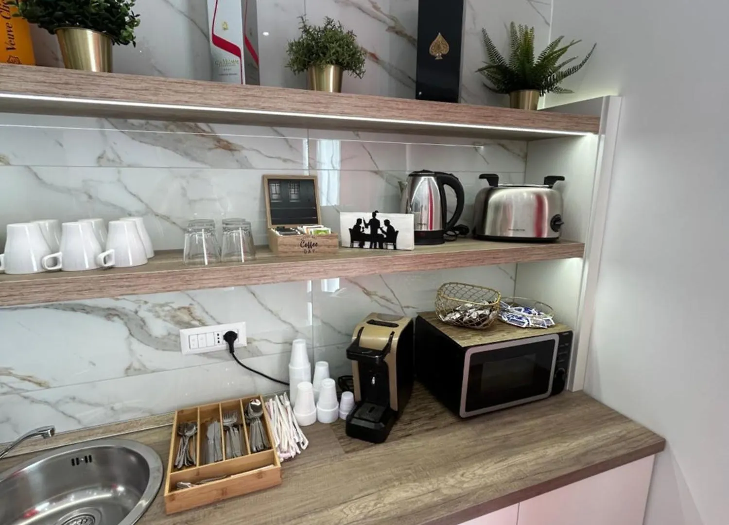Bed & Breakfast Savior Deluxe Rooms Napels Italië