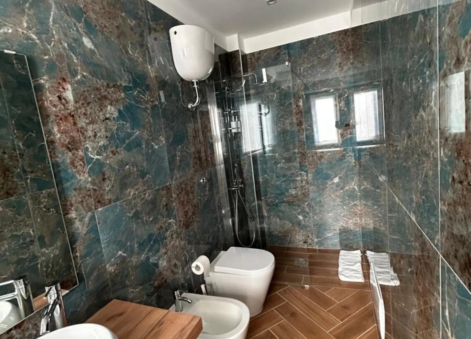Savior Deluxe Rooms Naples 0*,